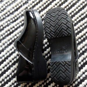 Dansko Black Patent Leather Clogs Size 38